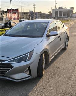 هیۆندای ئەلەنترا